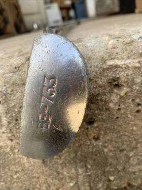 Esquire Be-733 34 Inch Putter Brand Right Hand