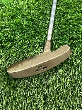 Mizuno 0605 Vintage Bulls-eye Putter 34 Inch Right-handed