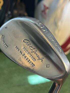 Spalding 343377 Robert T Jones Jr. Registered 243377 Iron Set/2-9 8 Clubs Vinta