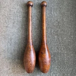 Antique Spalding Juggling Pins (exercise Clubs) Pair - 15 , Model E.s. 3/4 Lbs. Fixed Price $65.00.