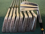 1962 Macgregor Tommy Armour Vfq AT1 Iron Set - Rh, 2/4/5/6/7/8/9/11/DS Clubs. Fixed Price $119.99.